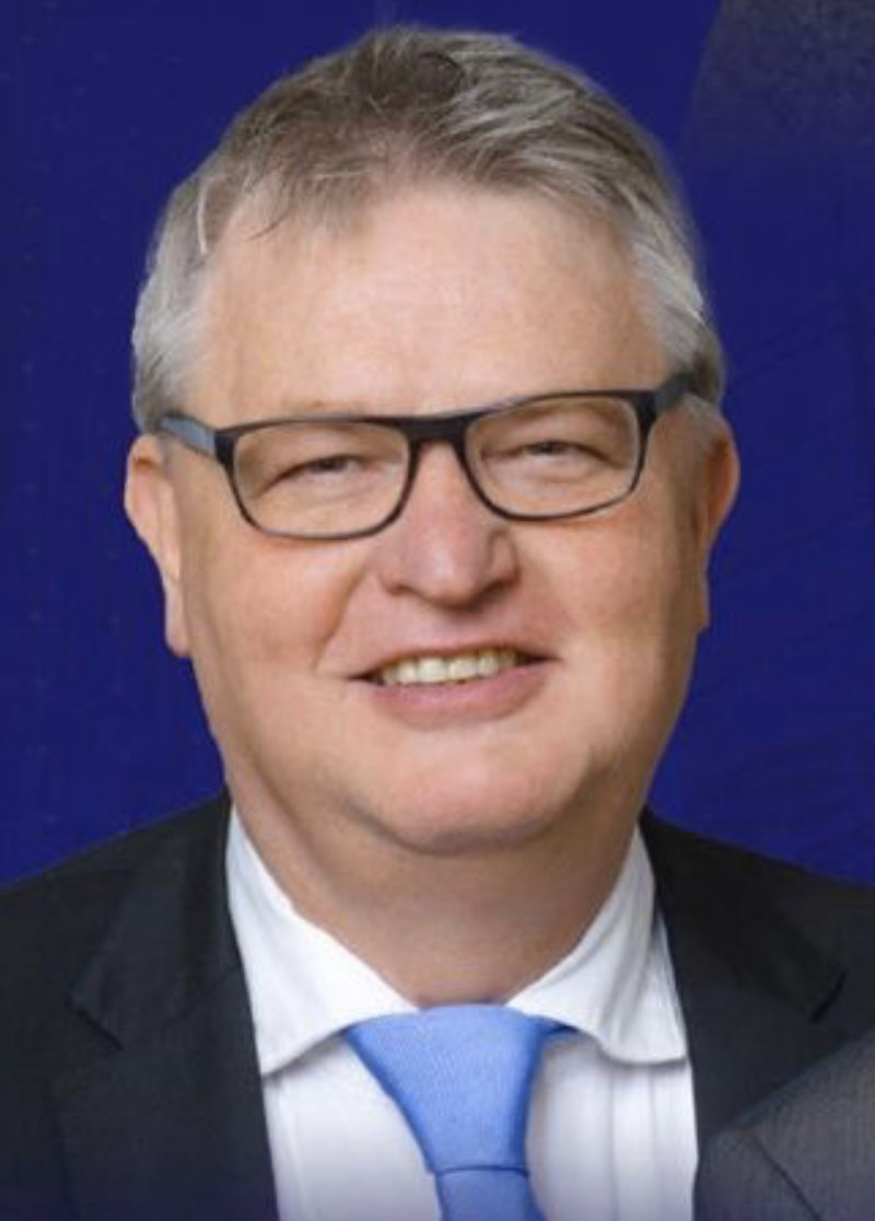 Dr. Hermann Rapp